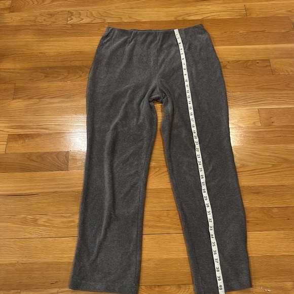 L.L.Bean women’s gray pull on corduroy pants size large . - Picture 5 of 10
